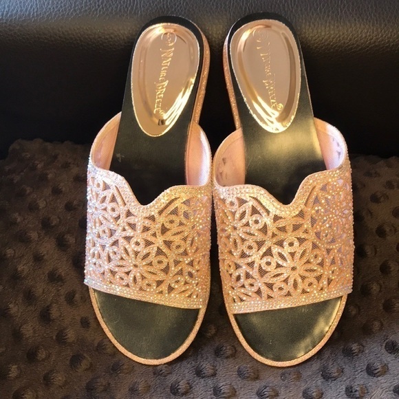 PINK SPARKLE SANDALS✨✨✨ - Picture 2 of 8